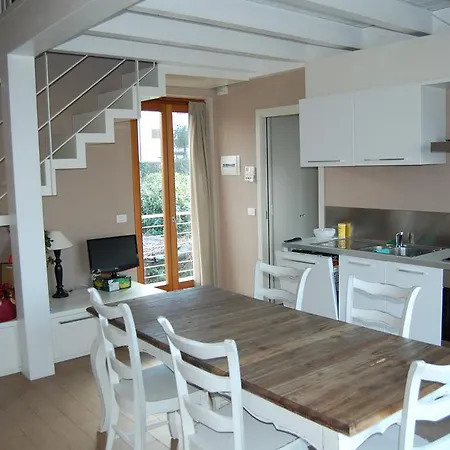 Casa Chiavenna Apartment *
